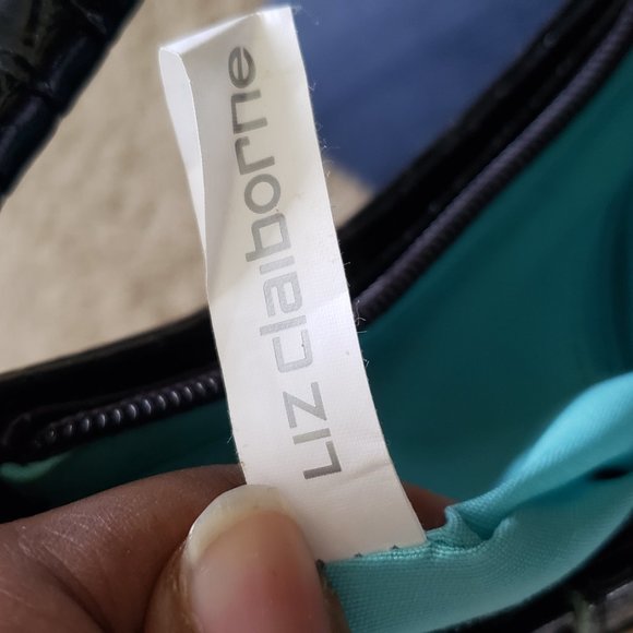 Liz Claiborne Small Black Handbag/Purse - Picture 8 of 9